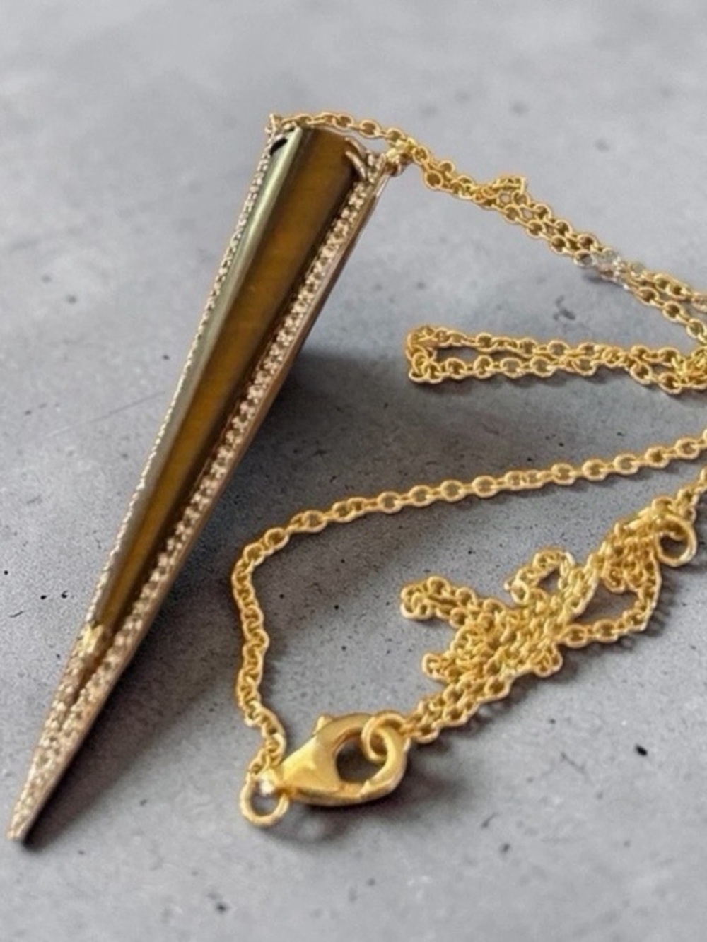 Rarities Carol Brodie Geometric TIGER'S EYE V Drop Necklace NEW